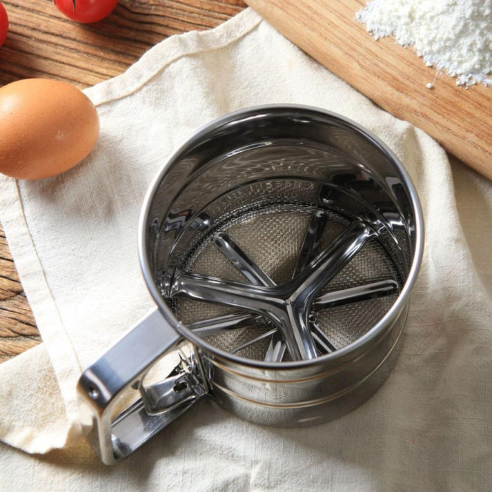 Stainless Steel Hand-Held Cup Flour Strainer