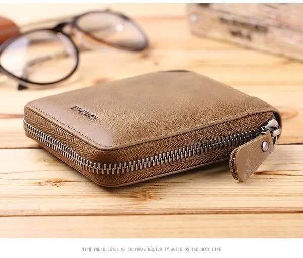 Stylish Leather Zipper Wallet